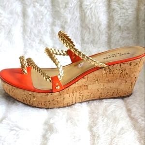 Kate Spade size 9.5 gold bread thong platform sandals
